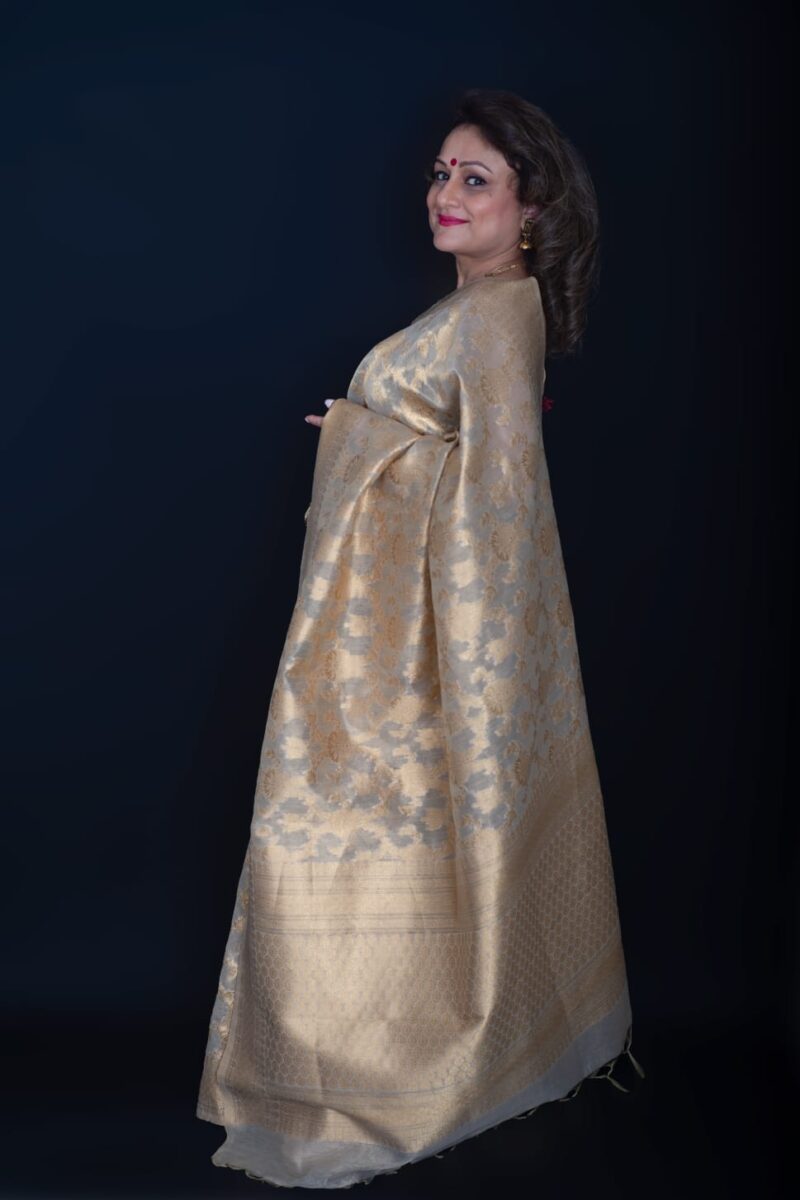 Onam Tissue Saree - Image 4